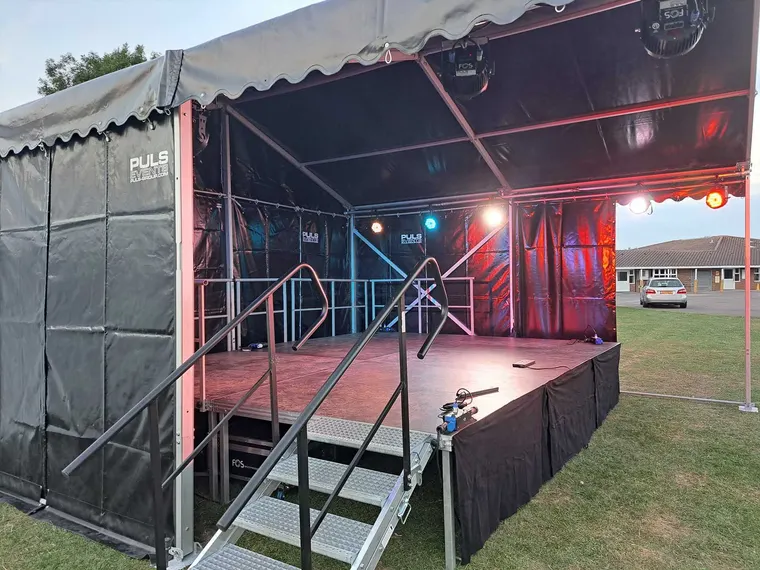 Corporate stage & screen